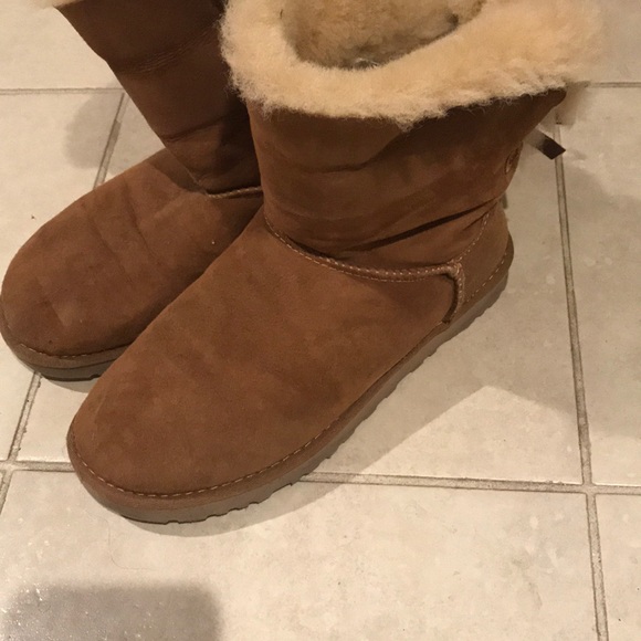 Ugg boots with bows - Picture 6 of 6